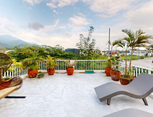 The Attic – Private Resort